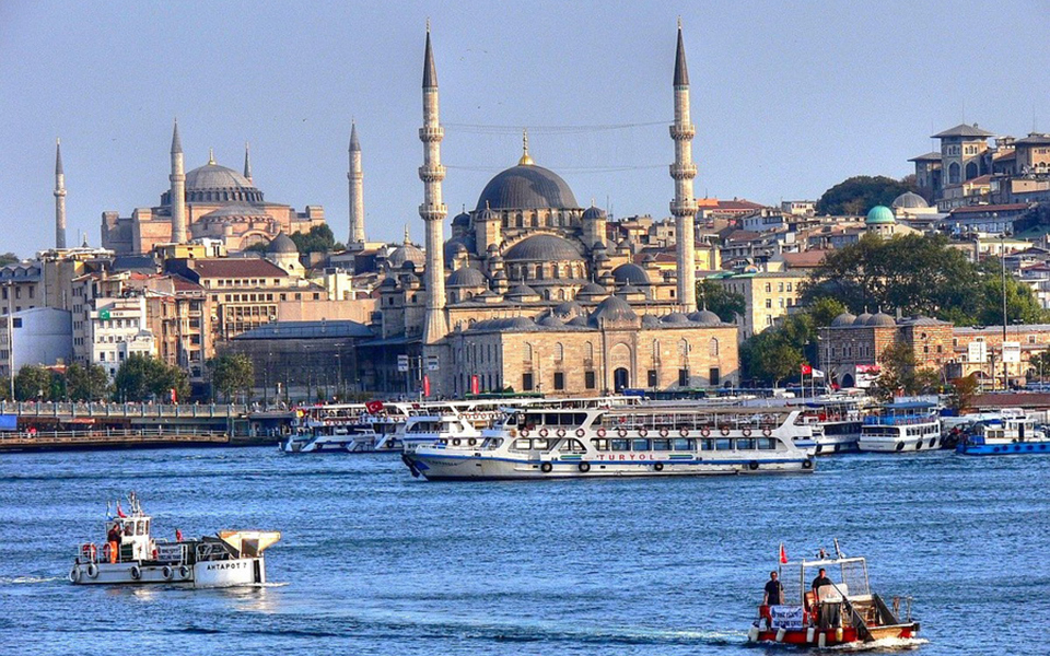 Istanbul Port Private Istanbul Tour (Blue Mosque + Topkapi Palace + Hippodrome + Grand Bazaar)